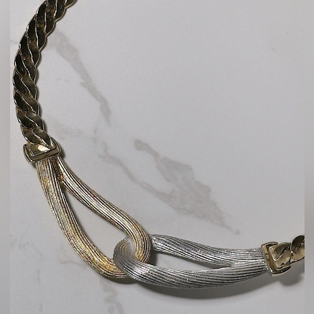 Authentic & Rare Vintage BURBERRY Necklace | Beautiful Vintage Designer Necklace - Picture 5 of 11